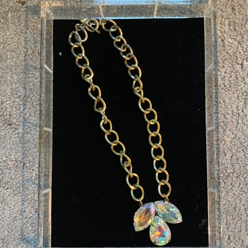 aurora borelialis rhinestone chucky necklace